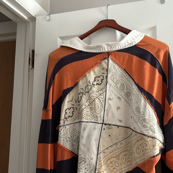 We The Free.  Cropped, Lt wt rugby with super cool back (like a bandana, soft) - Picture 3 of 5